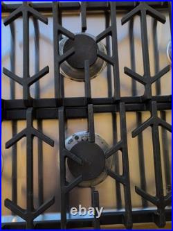 Viking Professional Series 36 Cooktop Six Burner Natural Gas VGSU1626BSSLP