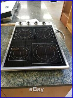 Viking Professional Series VICU2064BSB 30 Inch Induction Cooktop