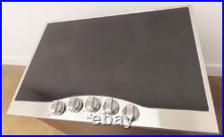 Viking RVEC3305BSB 30 Glass Ceramic Surface Electric Cooktop 2024 Model