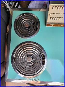 Vintage GE Hotpoint 4 Burner 30 In Electric Cooktop AQUA Colored STUNNING Shape