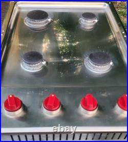 WOLF CG304P/S Professional Gas Stainless Steel Cooktop 30in 4 Burners Red Knobs