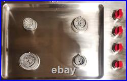 WOLF CG304P/S Professional Gas Stainless Steel Cooktop 30in 4 Burners Red Knobs