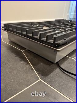 Whirlpool 36 Gas Cooktop Stainless 5-Burners Recessed Hinged New WCGK7536PS