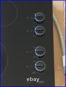 Whirlpool W5CE3024XB00 30in Ceramic, Built-In Electric Cooktop Black