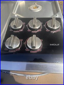 Wolf 36 Natural Gas Cooktop With 5 Dual-Stacked Sealed Burners Model CT36G/S Wolf 36 Natural Gas Cooktop With 5 Dual-Stacked Sealed Burners Model CT36G/S
