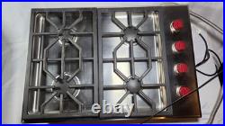 Wolf CG304P/S 30 Professional Gas Cooktop 4 Burner Stainless Steel Red Knobs