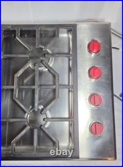 Wolf CG304P/S 30 Professional Gas Cooktop 4 Burner Stainless Steel Red Knobs