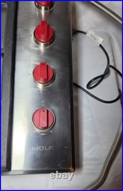 Wolf CG304P/S 30 Professional Gas Cooktop 4 Burner Stainless Steel Red Knobs