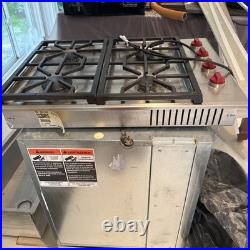 Wolf Gas Cooktop CG304P/S 30W Professional 4-Burner Stainless Steel