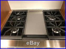 Wolf SRT364G 36 Inch Pro-Style Gas Rangetop, 4 Burners with Griddle FREE SHIPPING