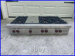 Wolf SRT486G 48 Inch Pro-Style Gas Rangetop with 6 Dual-Stacked Sealed Burners